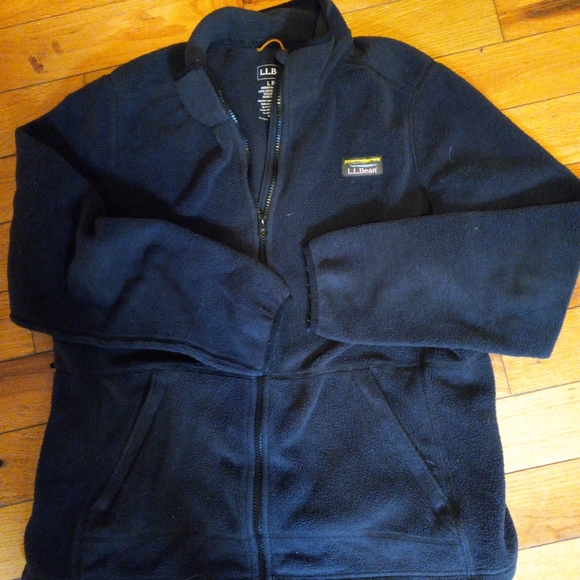 L.L. Bean Jackets & Blazers - Women's LLBEAN Fleece Full Zip Jacket Black Size L Reg.